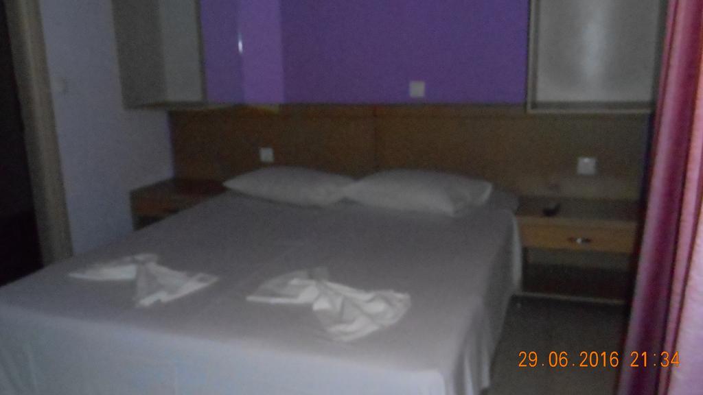 Dimis Studios And Apartments Olympiakí Aktí Dış mekan fotoğraf