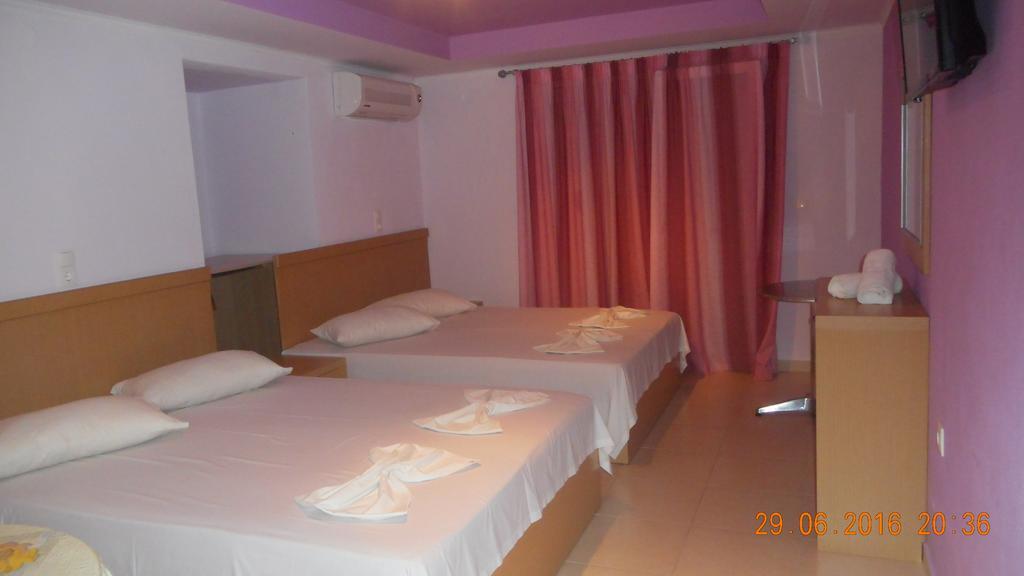 Dimis Studios And Apartments Olympiakí Aktí Dış mekan fotoğraf