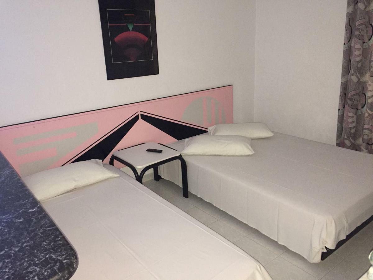 Dimis Studios And Apartments Olympiakí Aktí Dış mekan fotoğraf