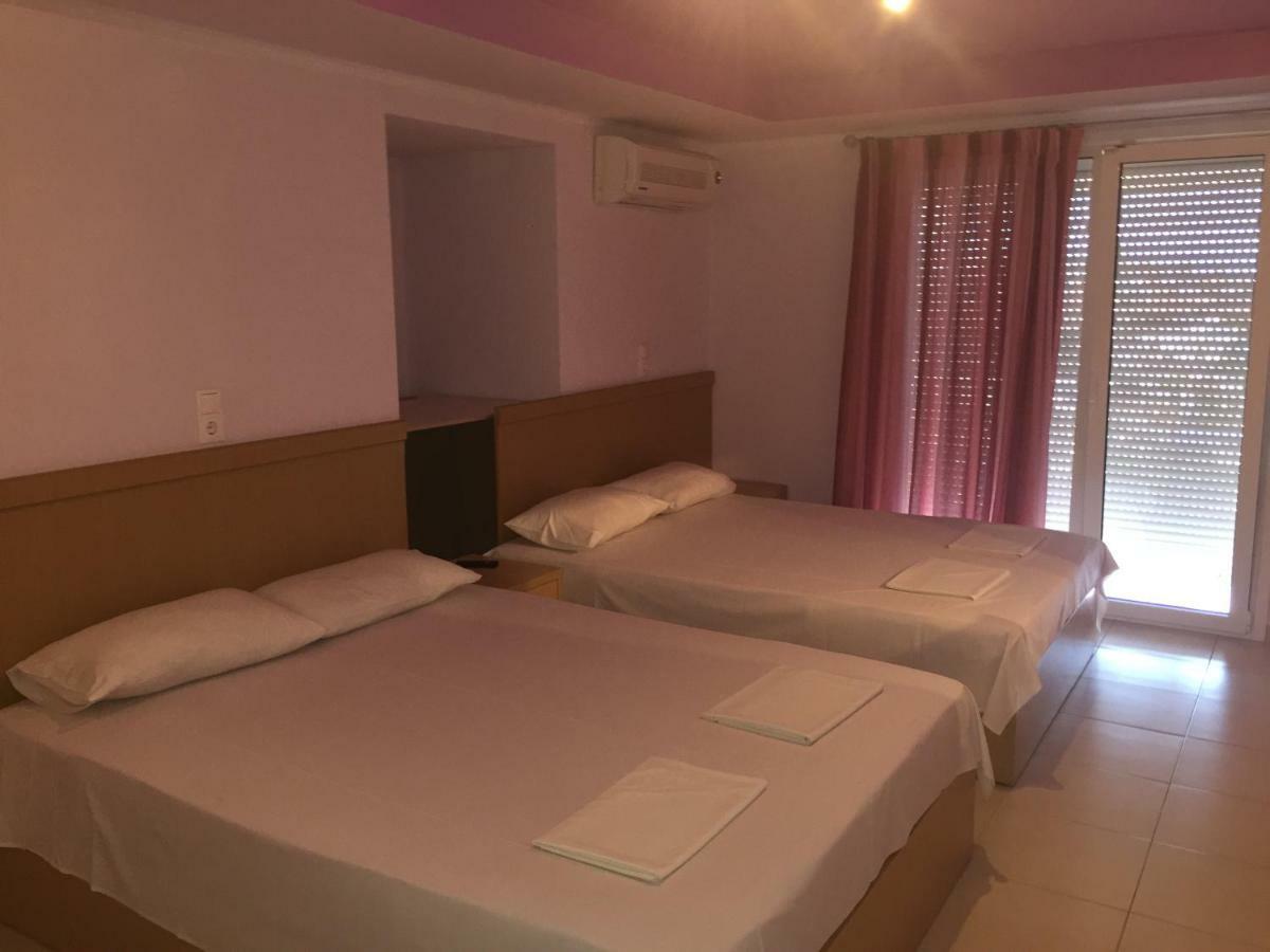 Dimis Studios And Apartments Olympiakí Aktí Dış mekan fotoğraf